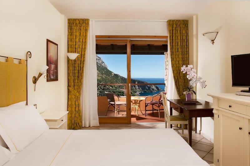 Boutique Hotel Torre Di Cala Piccola