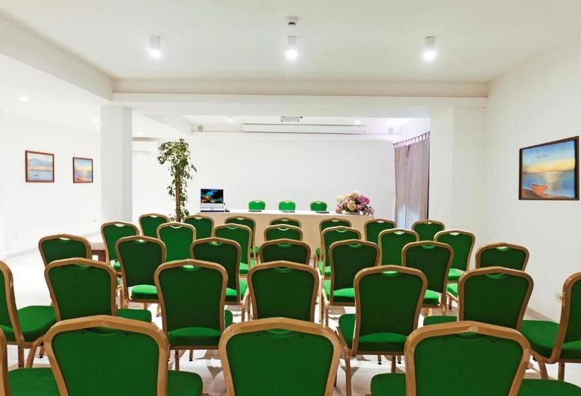 Boutique Hotel Torre Di Cala Piccola