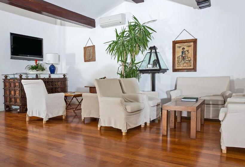 Boutique Hotel Torre Di Cala Piccola