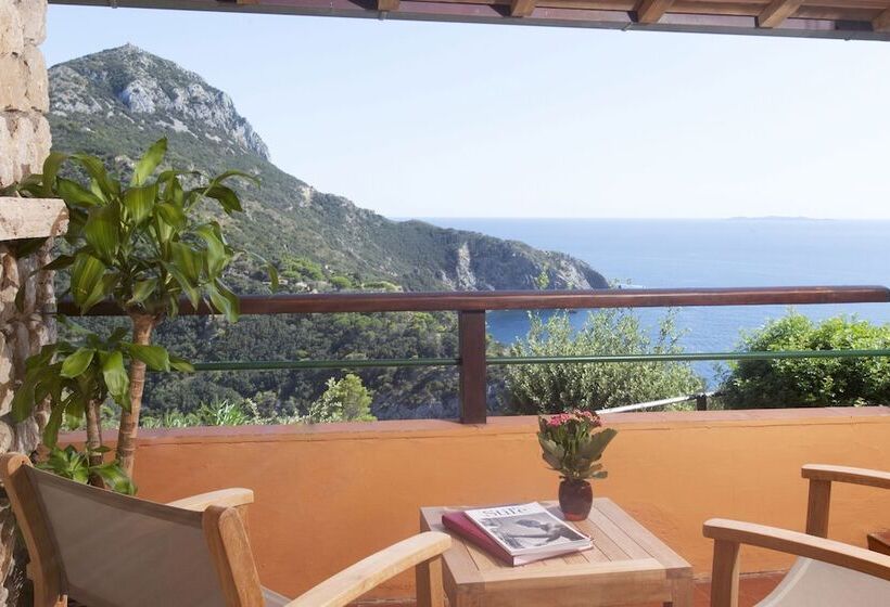 Boutique Hotel Torre Di Cala Piccola