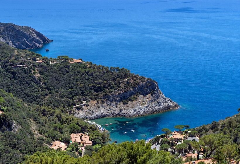 Boutique Hotel Torre Di Cala Piccola