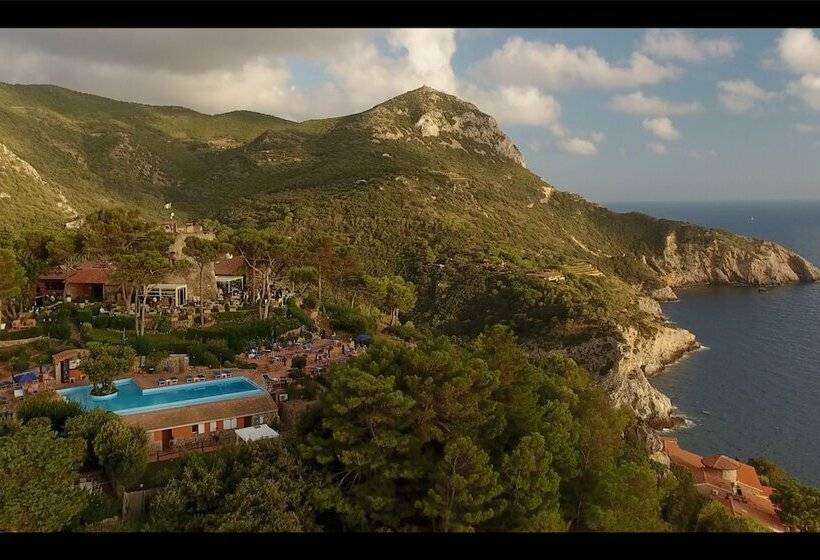 Boutique Hotel Torre Di Cala Piccola