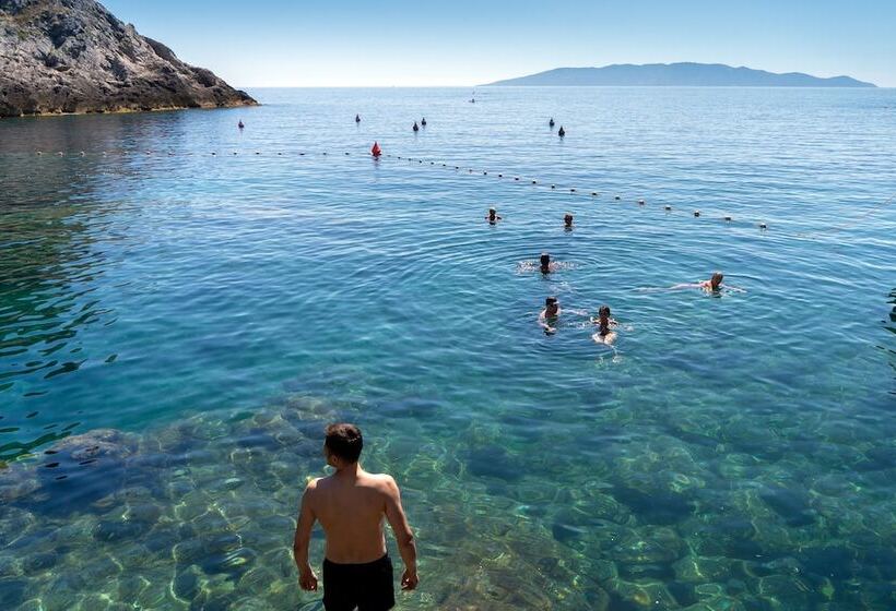 Boutique Hotel Torre Di Cala Piccola
