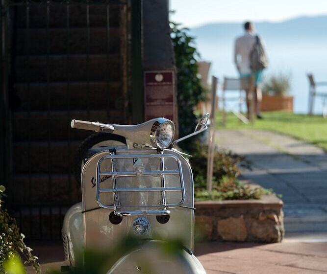 Boutique Hotel Torre Di Cala Piccola