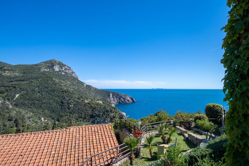 Boutique Hotel Torre Di Cala Piccola