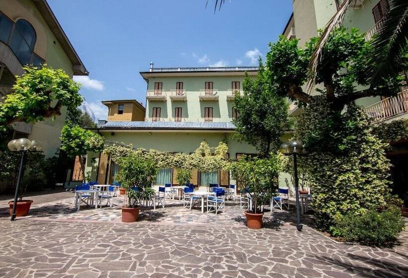 בית מלון כפרי Cappelli