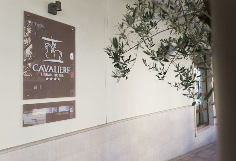 Отель Cavaliere