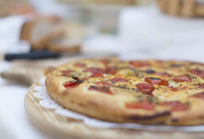 Отель Cavaliere