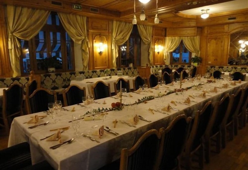 בית מלון כפרי Cevedale Living Romance