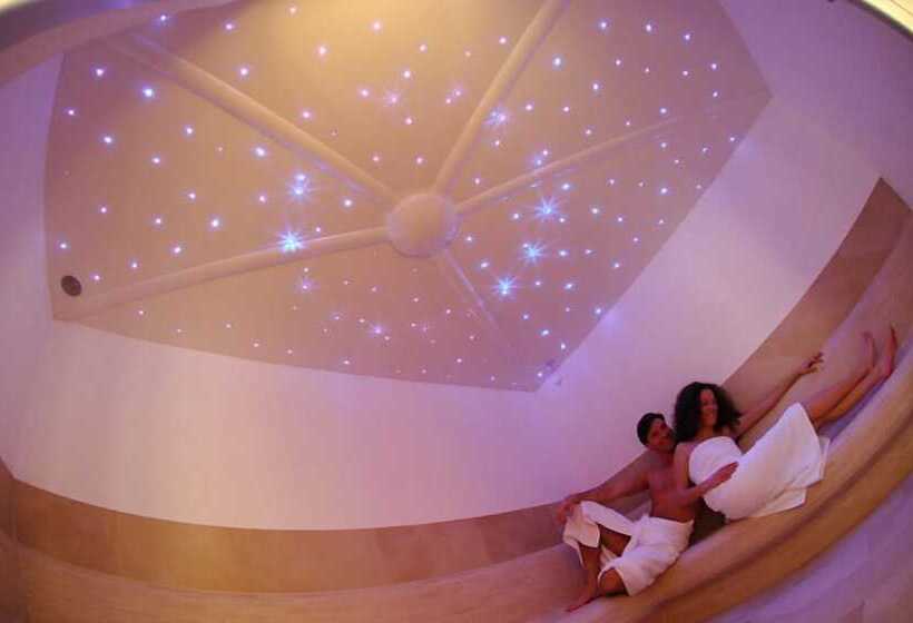 בית מלון כפרי Cevedale Living Romance