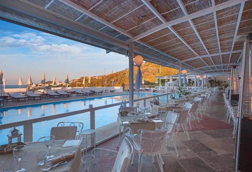 فندق Chiaia Di Luna