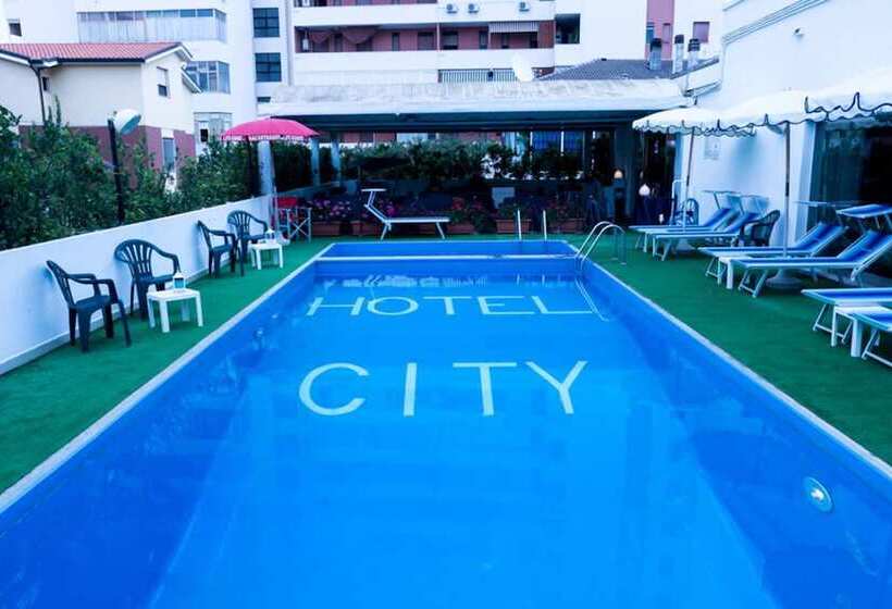 酒店 City
