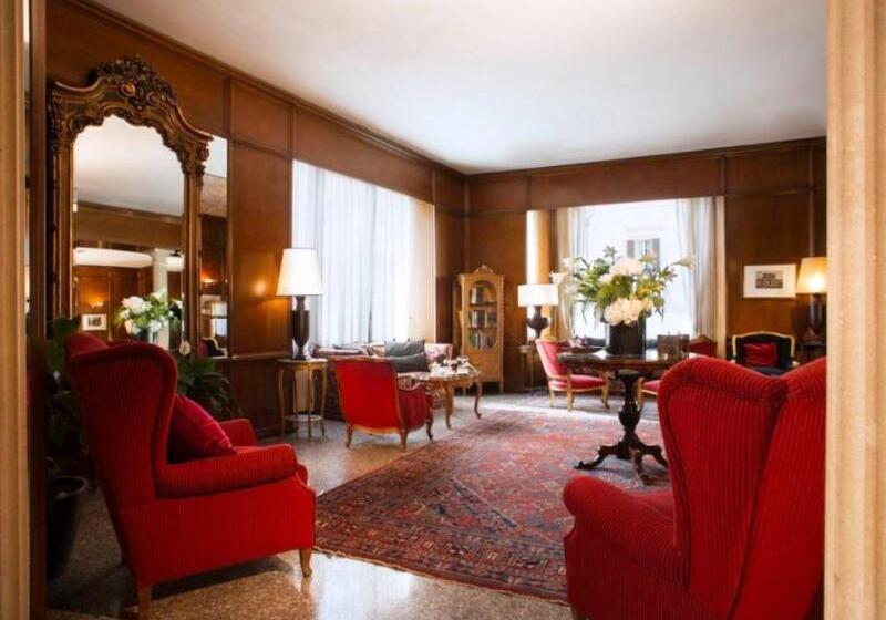 هتل Colonna Palace