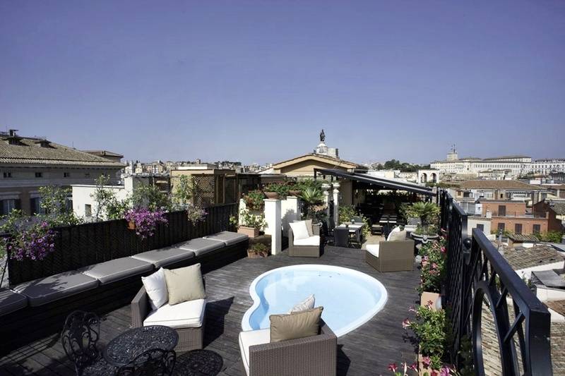 هتل Colonna Palace