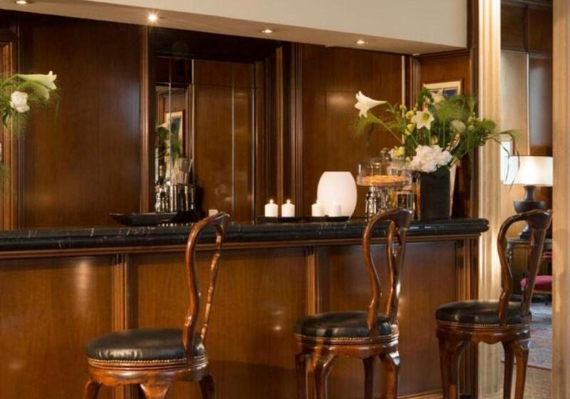 هتل Colonna Palace