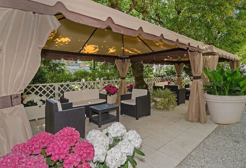 בית מלון כפרי Coluccini