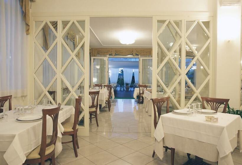 בית מלון כפרי Coluccini