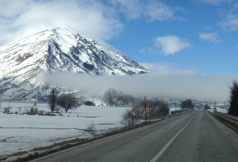 בית מלון כפרי Cristall