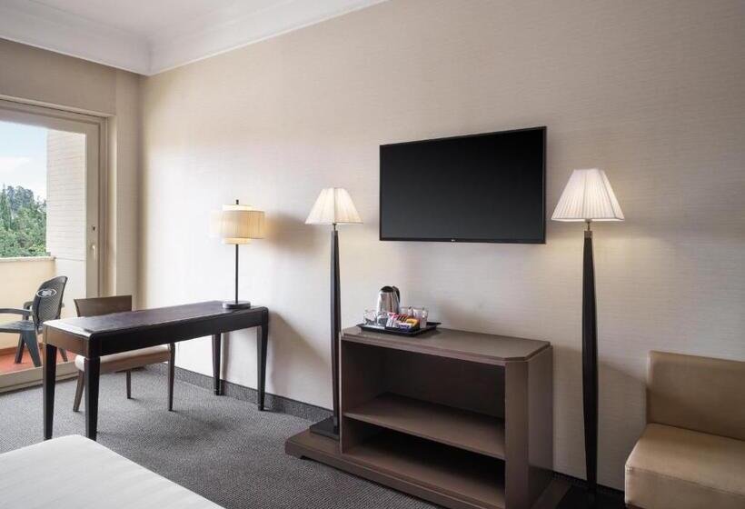 هتل Crowne Plaza Rome St. Peter S, An Ihg