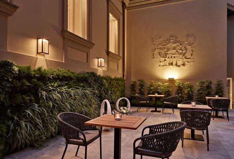 هتل De Bonart Naples   Curio Collection By Hilton