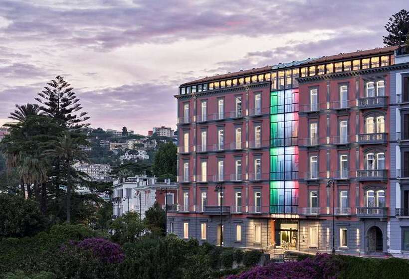 هتل De Bonart Naples   Curio Collection By Hilton