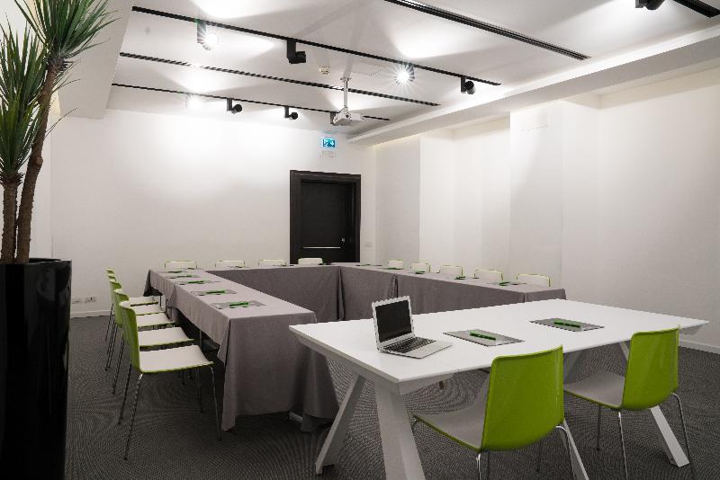 هتل Dei Congressi