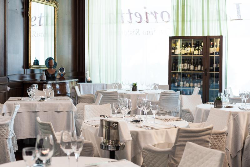 هتل Dei Congressi