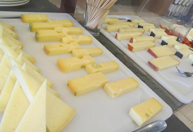 בית מלון כפרי Eden