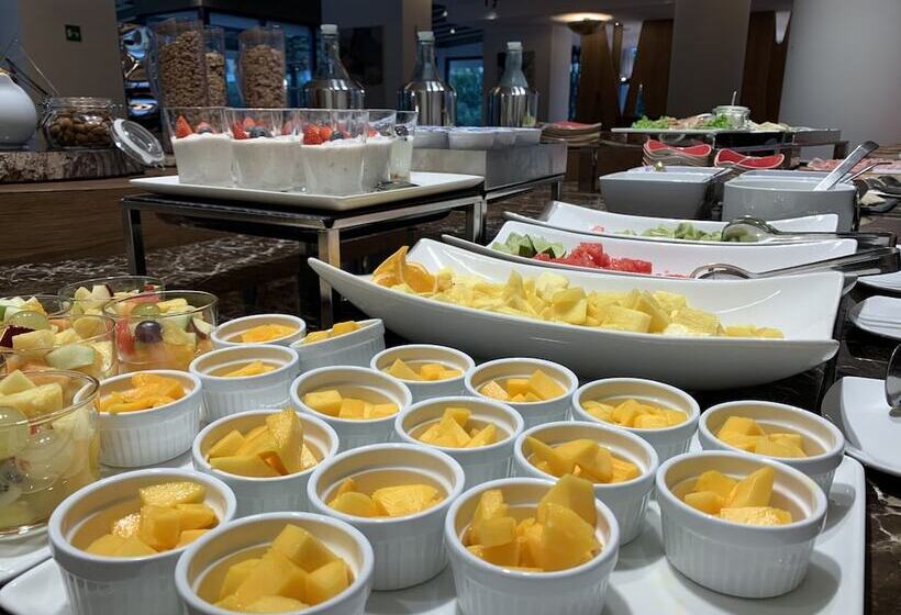 Отель Esplanade Tergesteo  Luxury Retreat