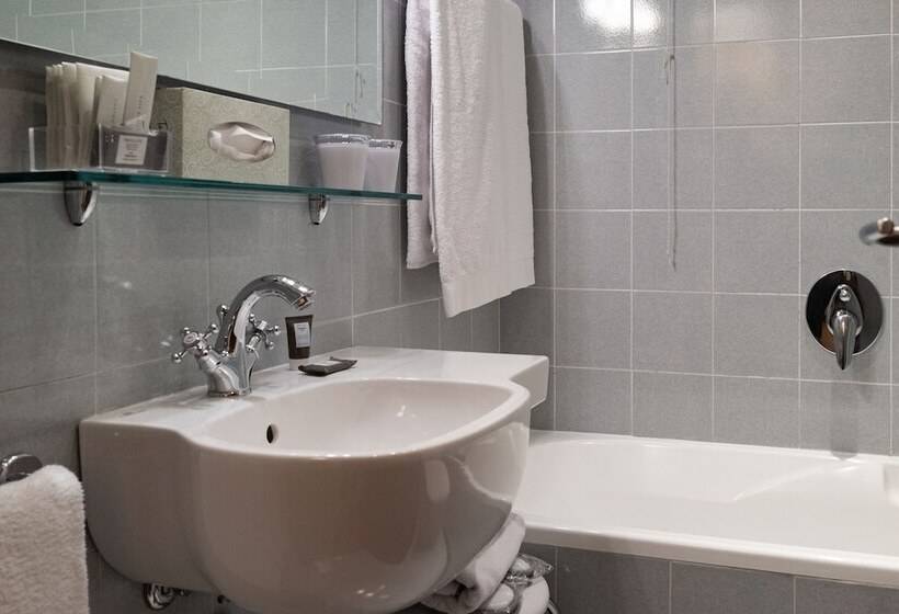 ホテル Gran Duca Di York