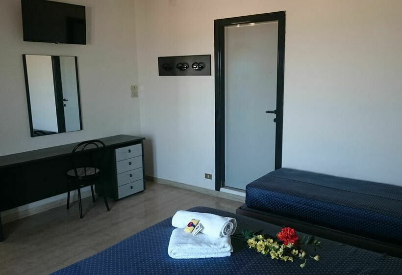 فندق Grand Meeting