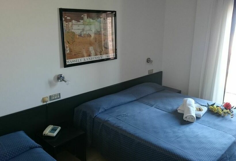 فندق Grand Meeting