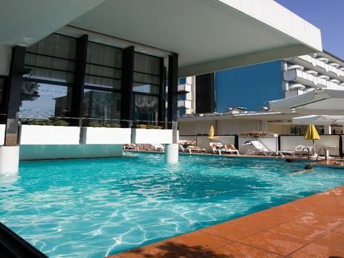 فندق Grand Meeting