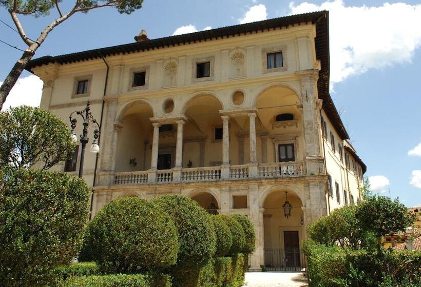 فندق Grande Albergo Quattro Stagioni