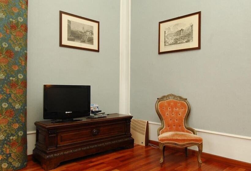 فندق Grande Albergo Quattro Stagioni