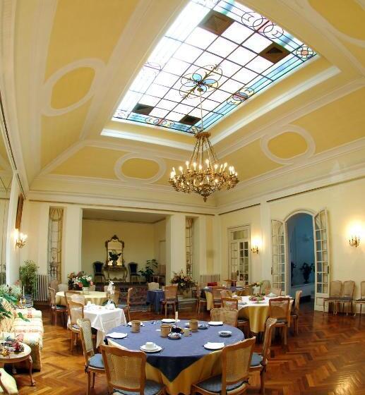 فندق Grande Albergo Quattro Stagioni