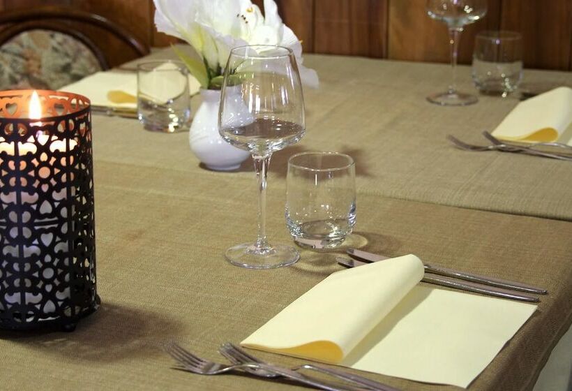 בית מלון כפרי Granta Parey