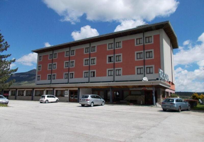 בית מלון כפרי Holidays