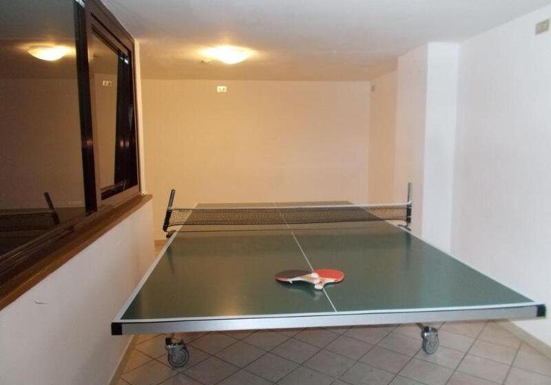 בית מלון כפרי Holidays