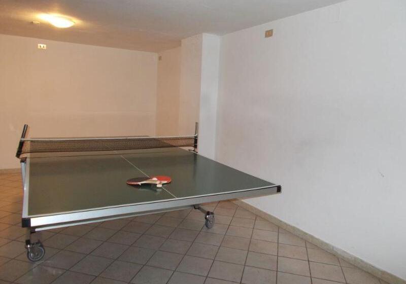 בית מלון כפרי Holidays