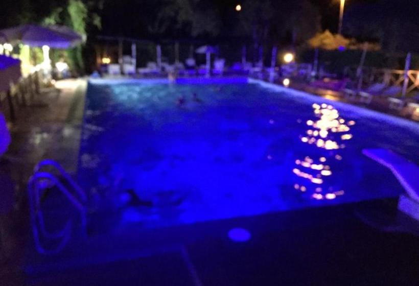 هتل Il Cacciatore