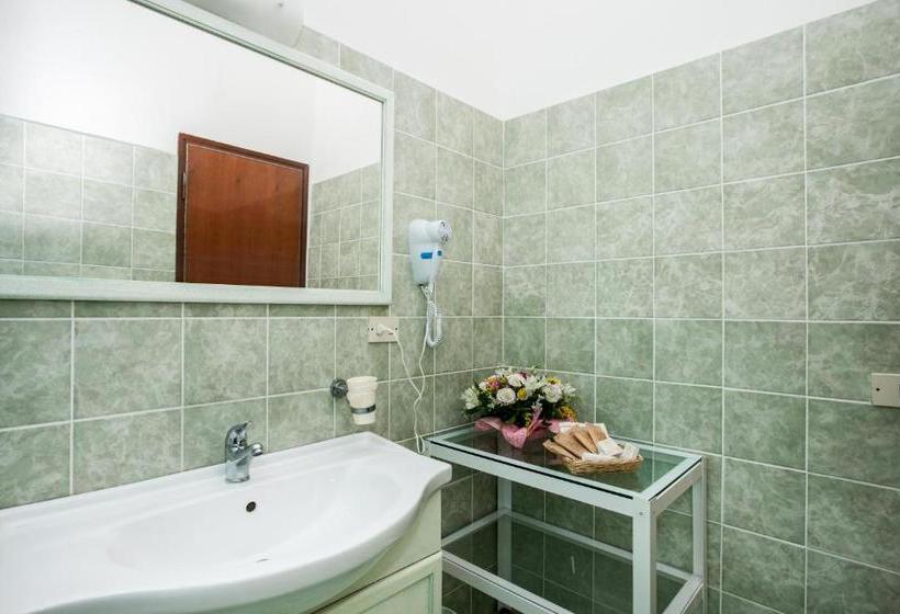 هتل Il Cacciatore