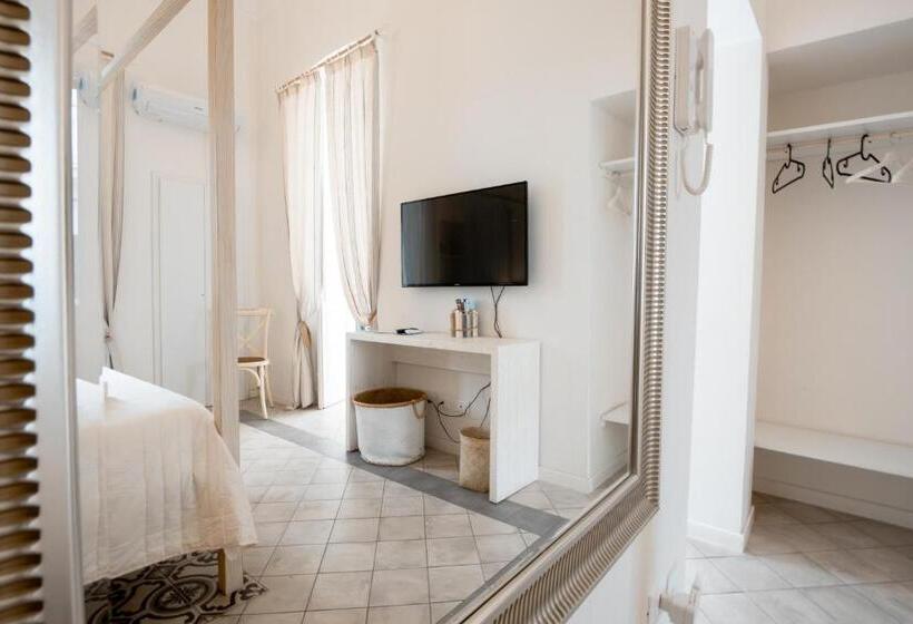 Отель Il Covo Di Monopoli