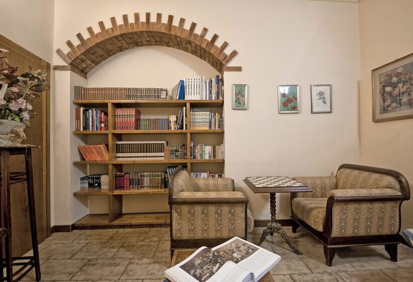 ホテル Italia Ristorante Pizzeria