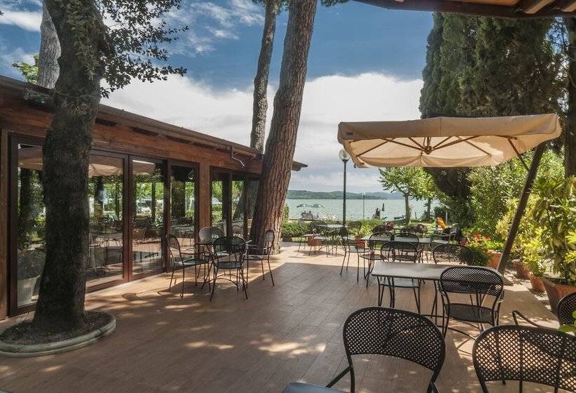 בית מלון כפרי Kursaal