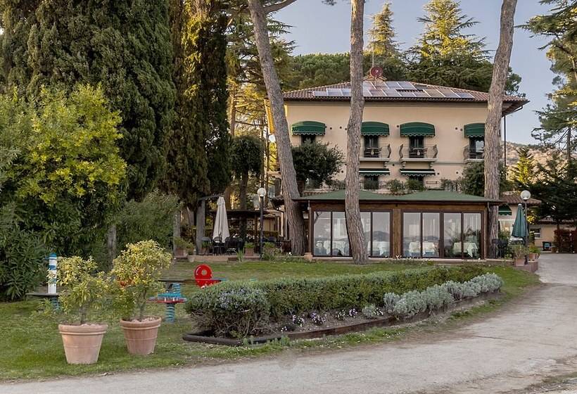 בית מלון כפרי Kursaal