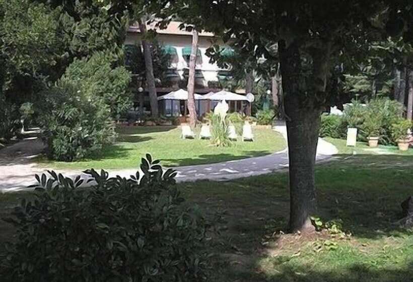 בית מלון כפרי Kursaal