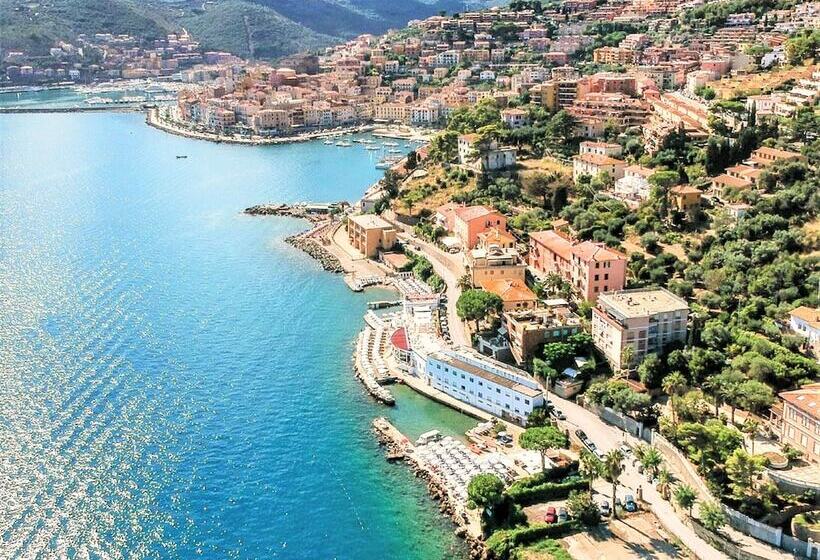 בית מלון כפרי La Caletta