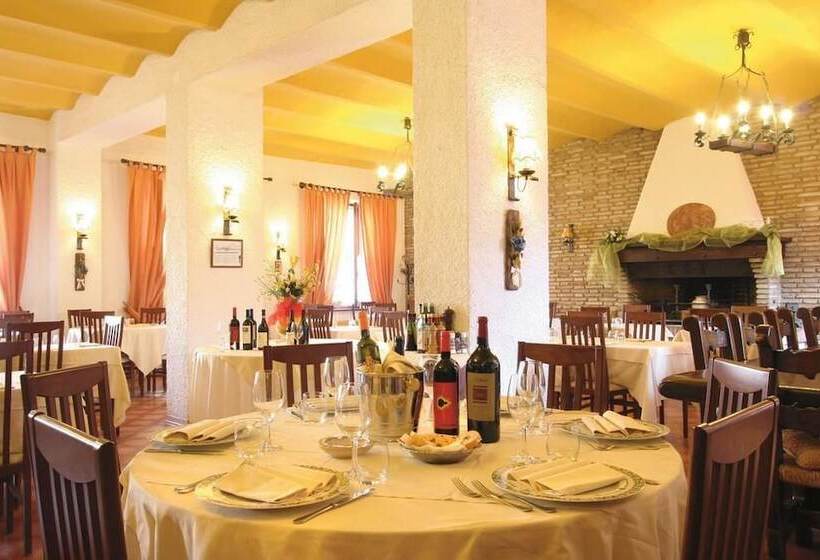 Отель La Palomba