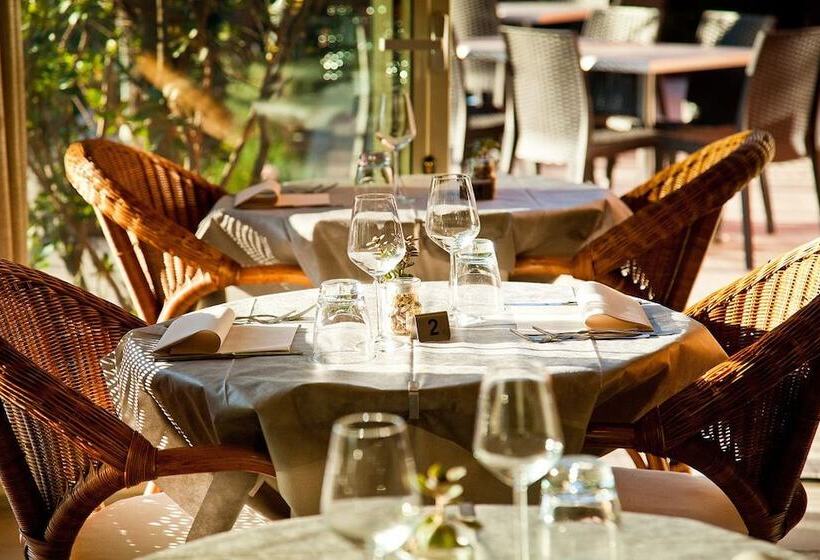 Отель La Palomba